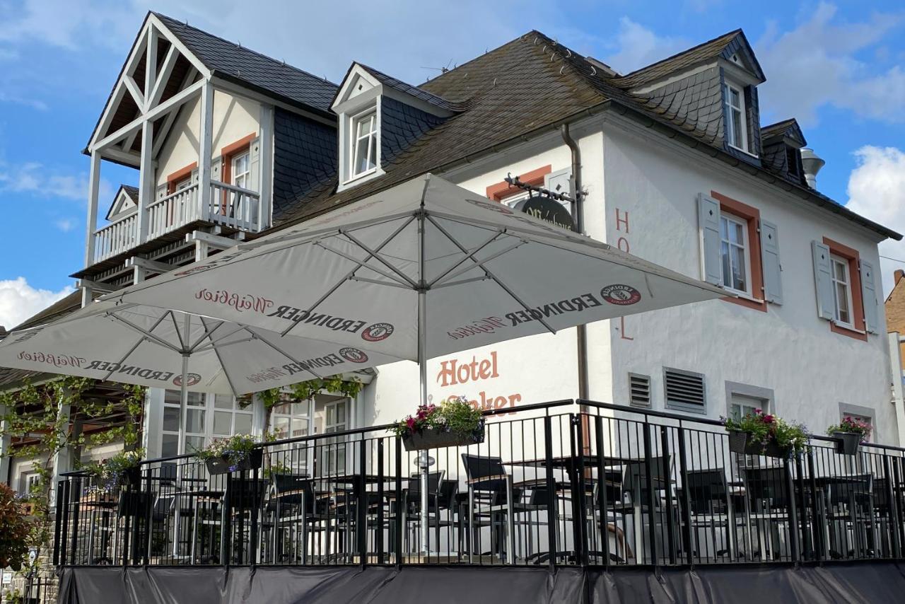 Hotel Zum Anker-Thulls Restaurant 노이마겐드론 외부 사진