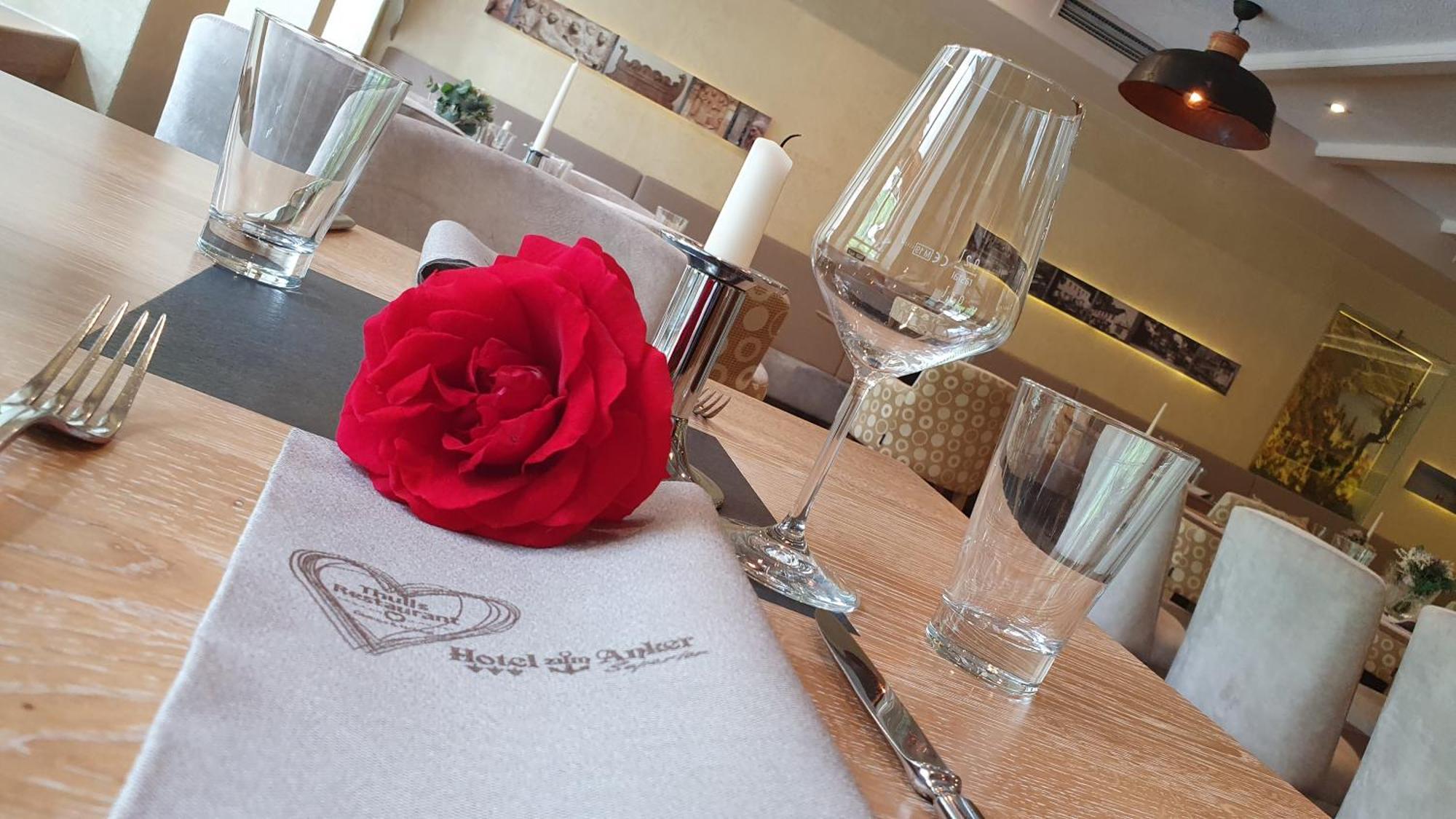 Hotel Zum Anker-Thulls Restaurant 노이마겐드론 외부 사진