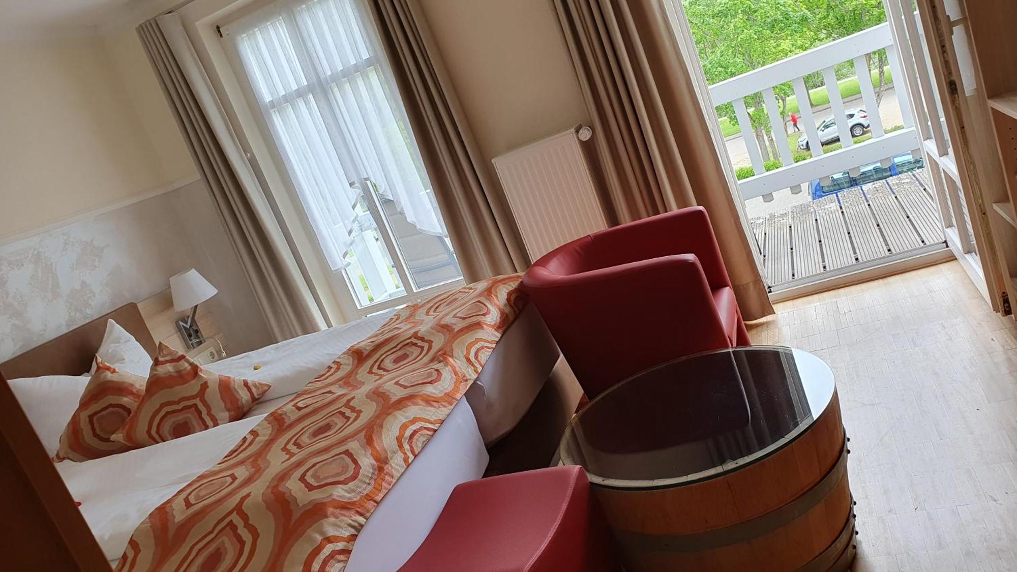 Hotel Zum Anker-Thulls Restaurant 노이마겐드론 외부 사진